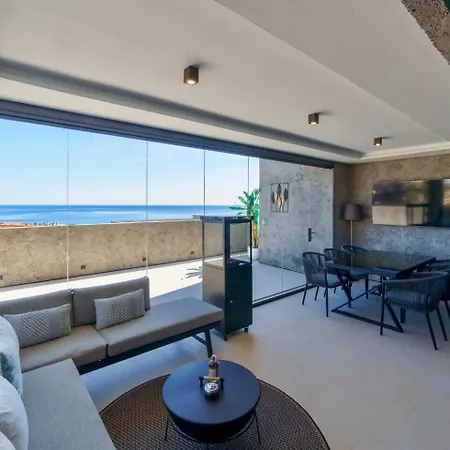 Navio Terraces