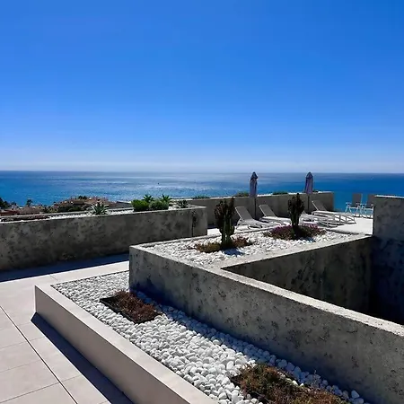Navio Terraces